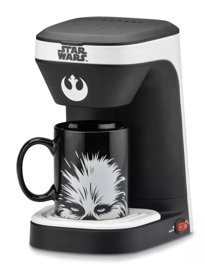 https://www.mekovalentino.com/wp-content/uploads/2022/02/Chewbacca-1-Cup-Coffee-Maker-%E2%80%93-Star-Wars-e1645227098591.png