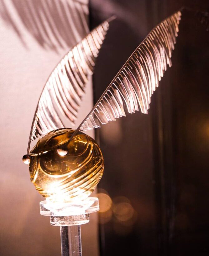 Harry Potter Store New York - Golden Snitch - Prop Replica