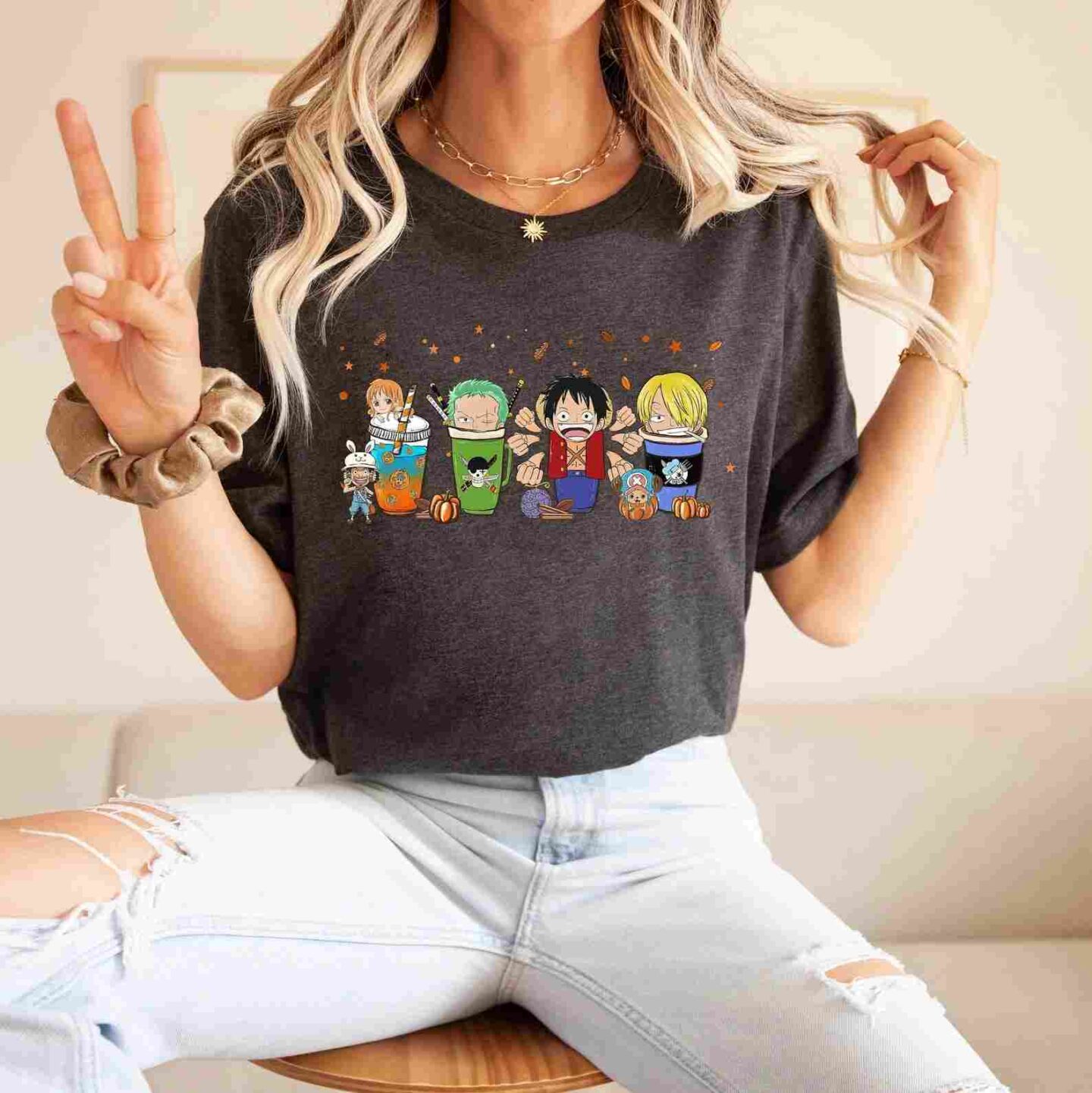 One Piece T-Shirt - Luffy and Friends Straw Hat Pirates